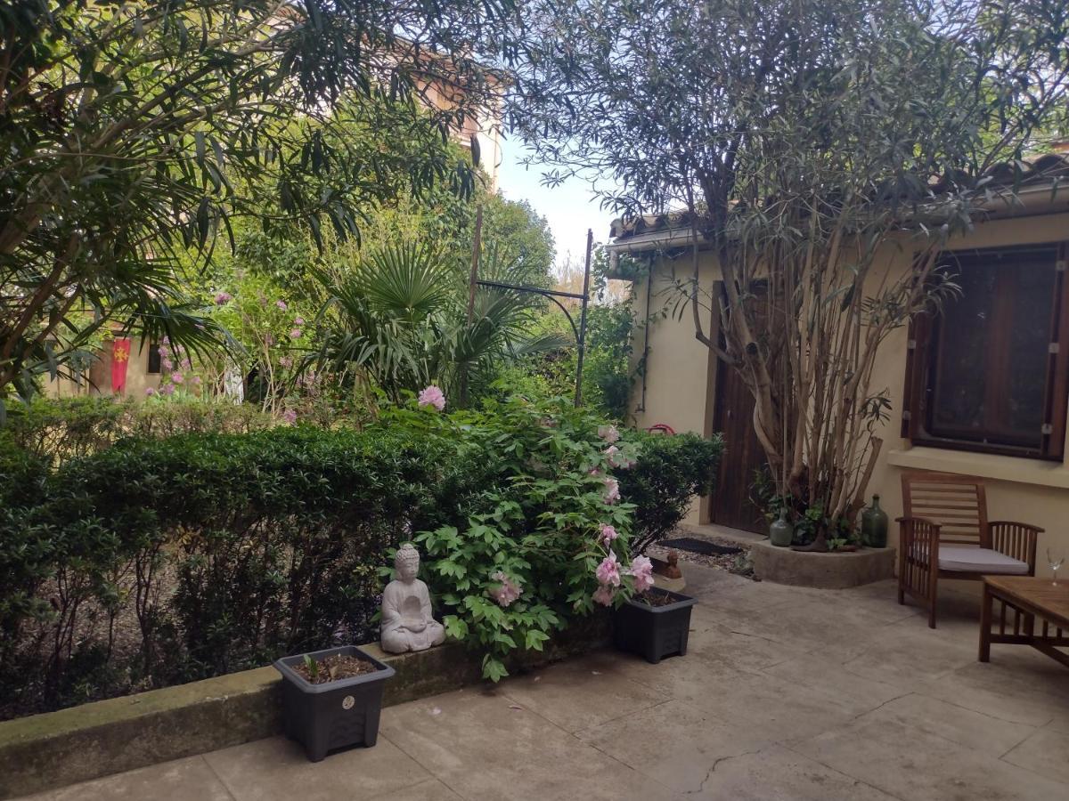 Number15 Guesthouse קרקסון מראה חיצוני תמונה